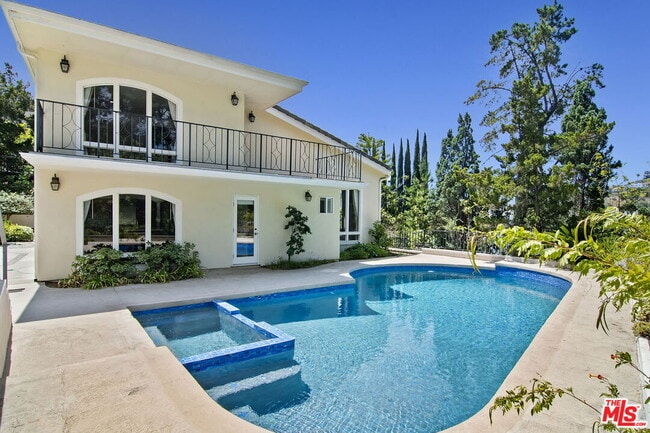 Building Photo - 7863 Electra Dr