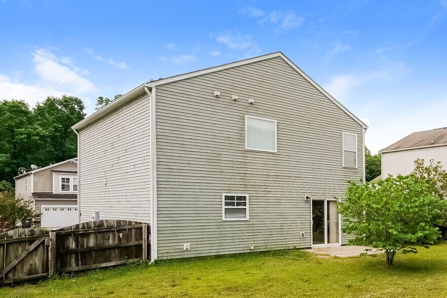 Building Photo - 925 Mailwood Dr