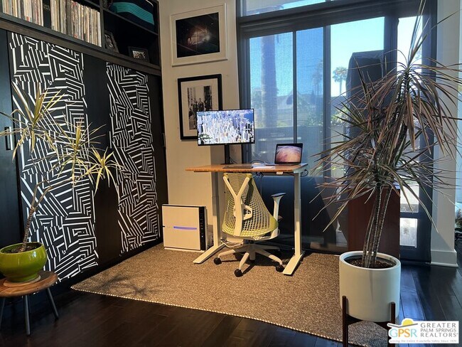 Building Photo - 13320 Beach Ave