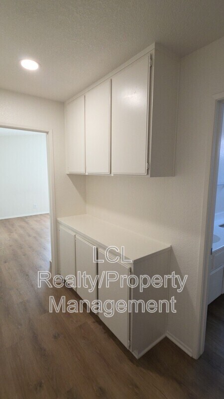 Building Photo - 12225 Pluto Dr