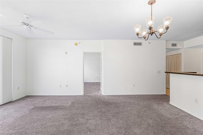 Building Photo - 2421 NE 65th St