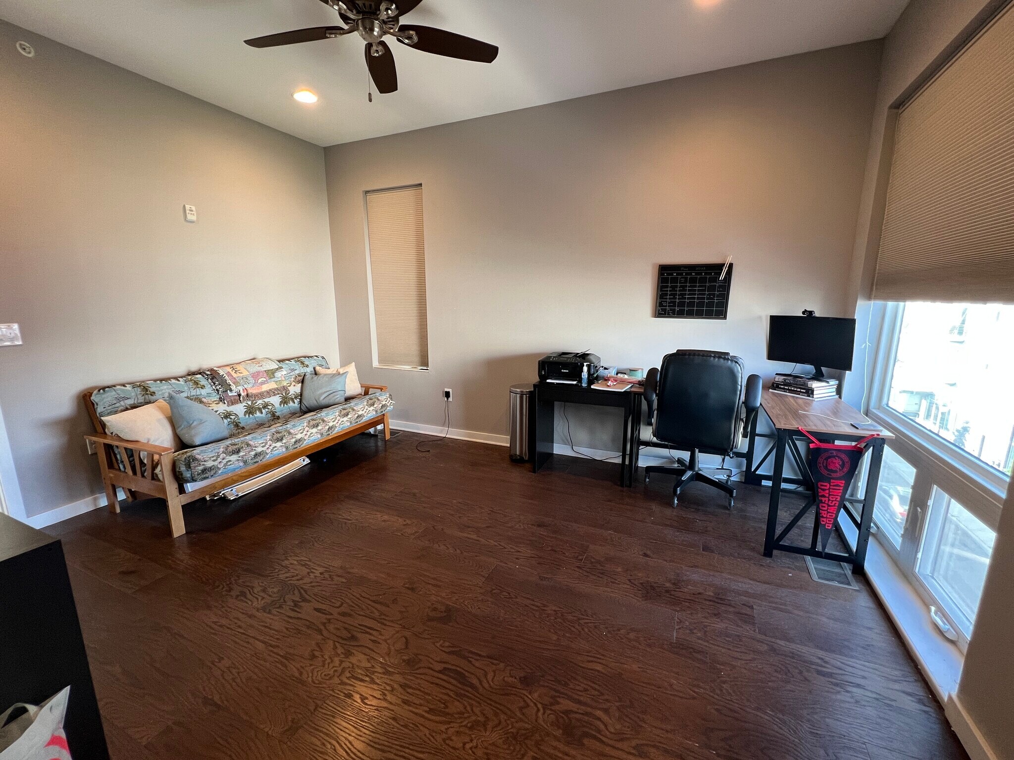 Master Bedroom - 227 W Thompson St