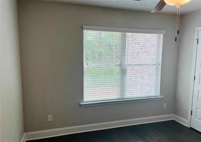 Building Photo - 6005 Arbor Knoll Pl