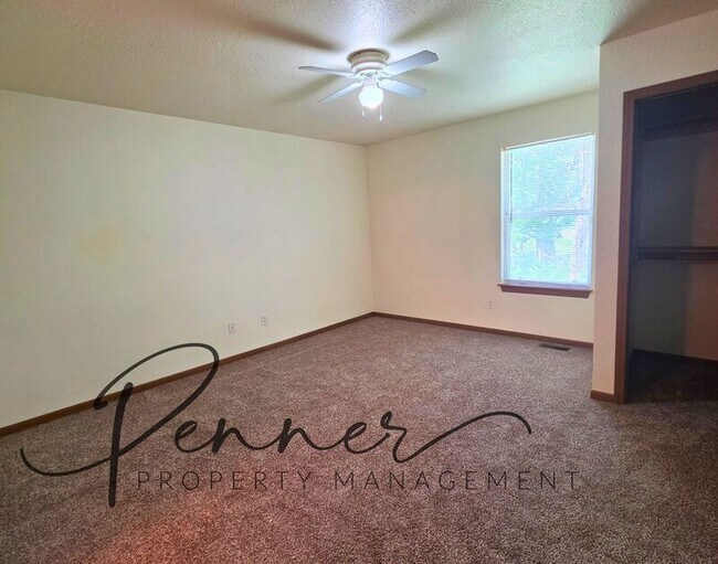 Building Photo - 3114 S Cedar Crest Ct