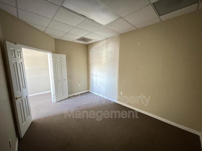Building Photo - 1795 Alysheba Way