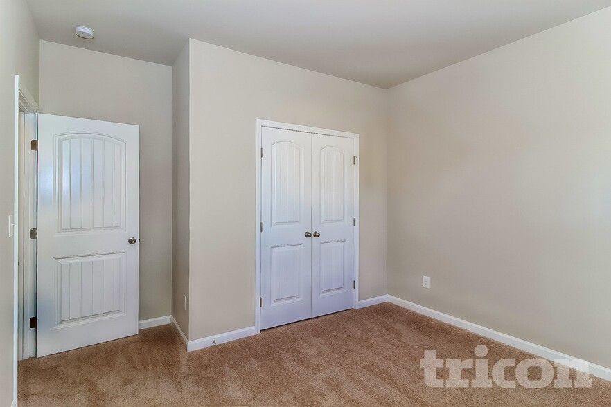 Building Photo - 5702 Pahaska Ct