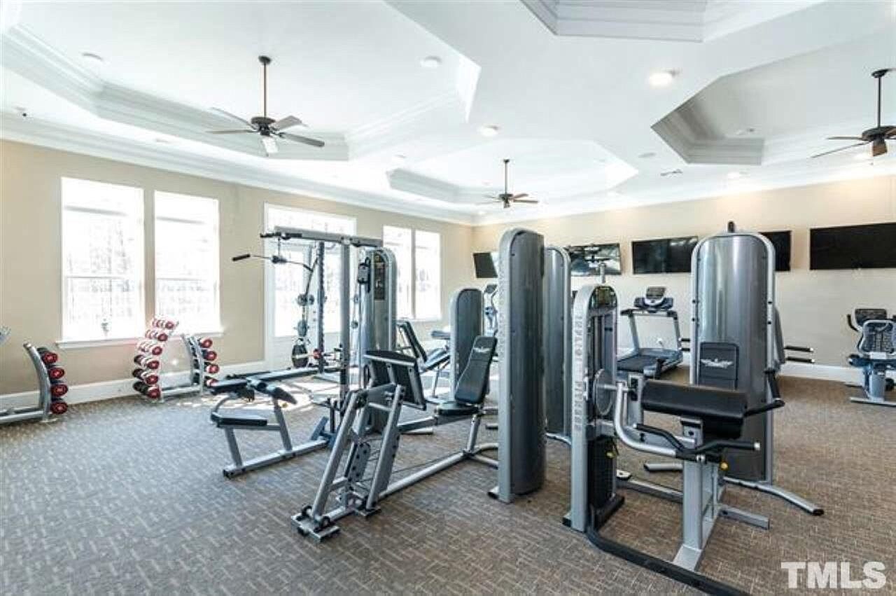 Building Photo - Room in Townhome on Fitchie Pl