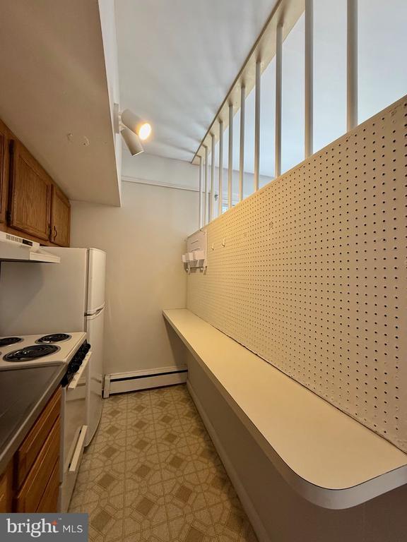 Building Photo - 1503 N Broom St