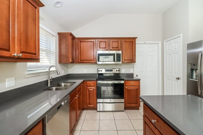 Building Photo - 5728 Imes Ln