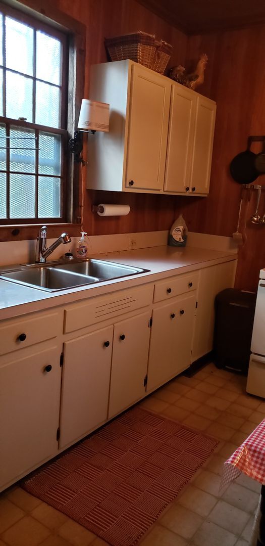 Building Photo - 7680 Pond Drive, Laurinburg, NC 28352