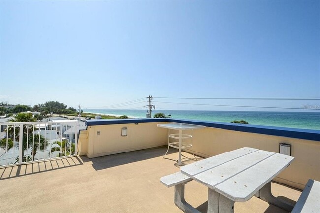 Building Photo - 3804 Gulf of Mexico Dr