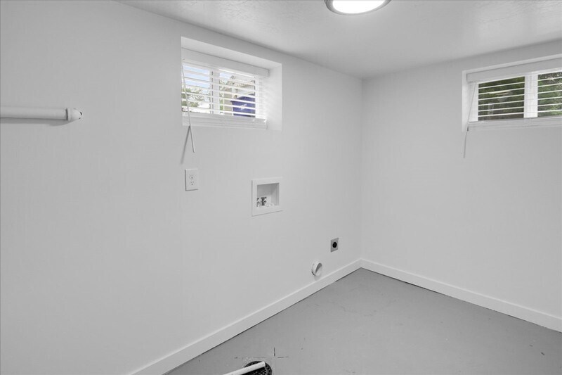 Building Photo - 3568 Orchard Ave