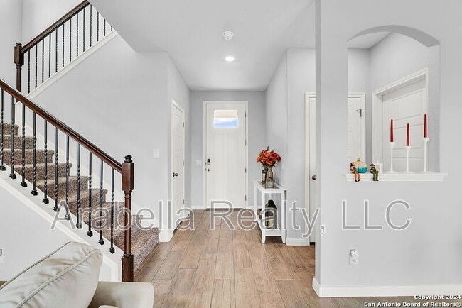 Building Photo - 7606 Hartford Den