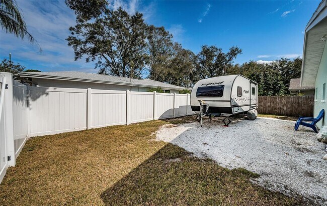 Building Photo - 969 Gulf View Blvd