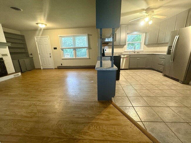 Building Photo - 3 BR 3 BA Ranch in Troy, MO