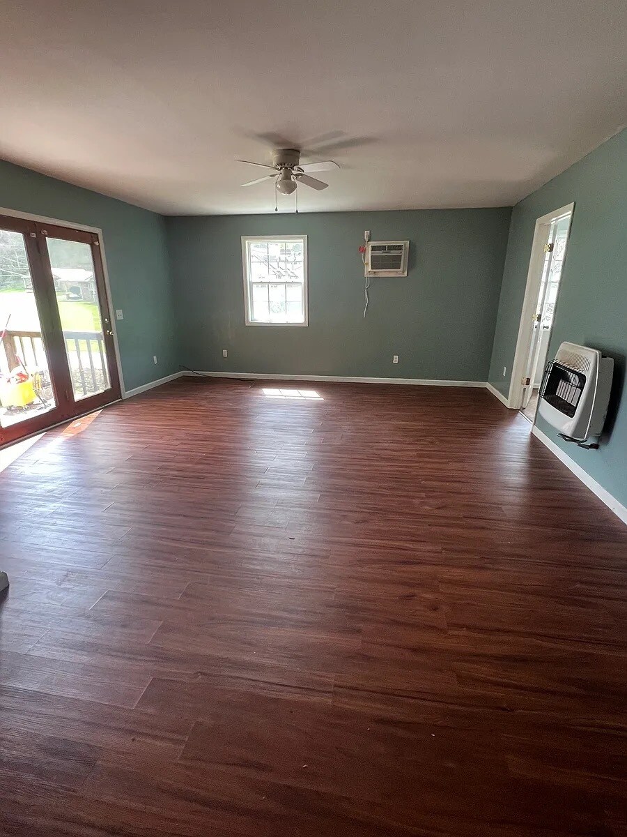 Building Photo - 4018 Chloe Rd