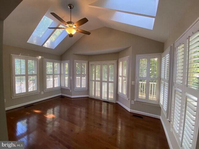 Building Photo - 3707 Moss Brooke Ct