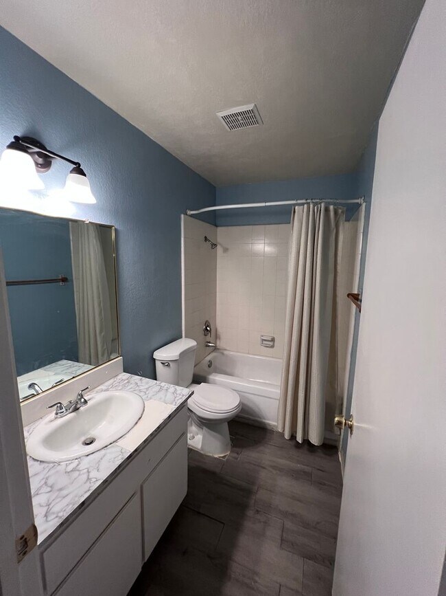 Building Photo - Charming 2 Bedroom Condo in Temecula, Ca.