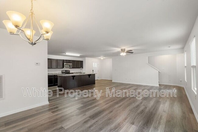 Building Photo - 1619 Hooper Court