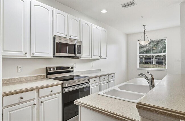 Building Photo - 7928 Limestone Ln