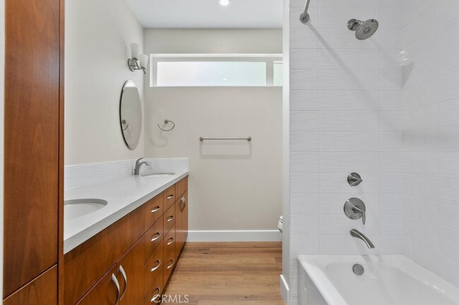 Building Photo - 26932 Via La Mirada