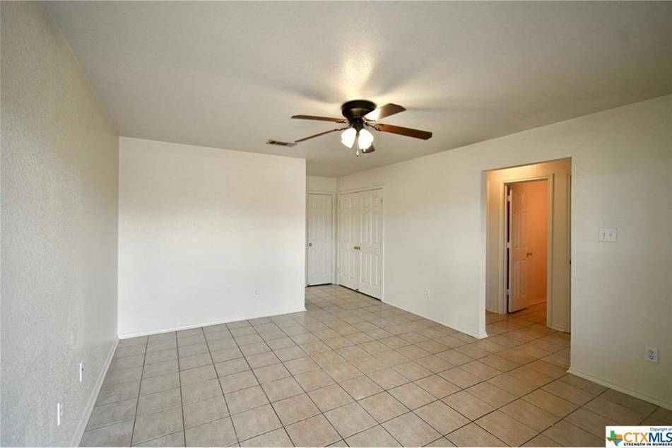 Building Photo - 3400 Hereford LN