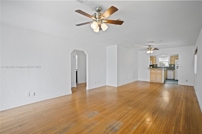 Building Photo - 2530 Fillmore St