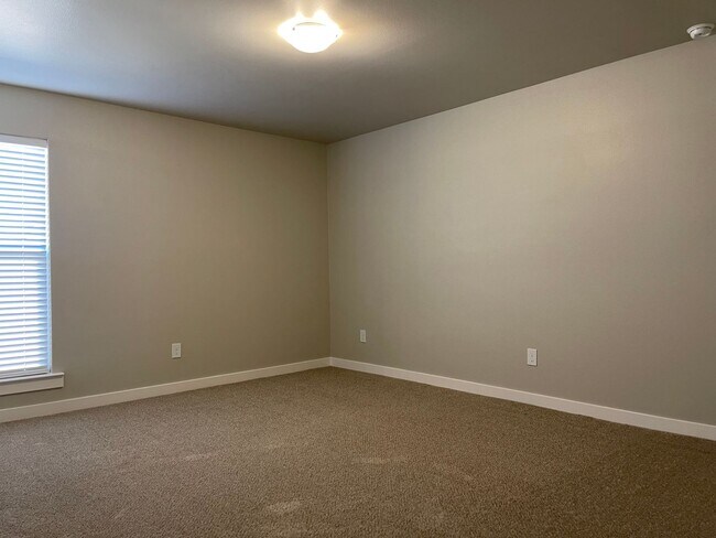 Building Photo - 3 Bed / 2 Bath Cooper School District!