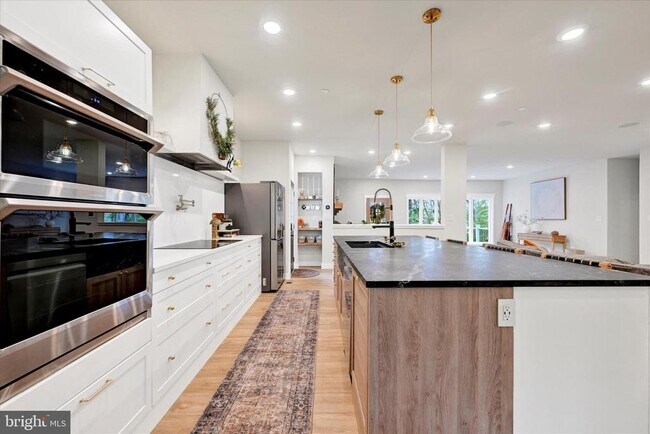 Building Photo - 5437 Glen Arm Rd