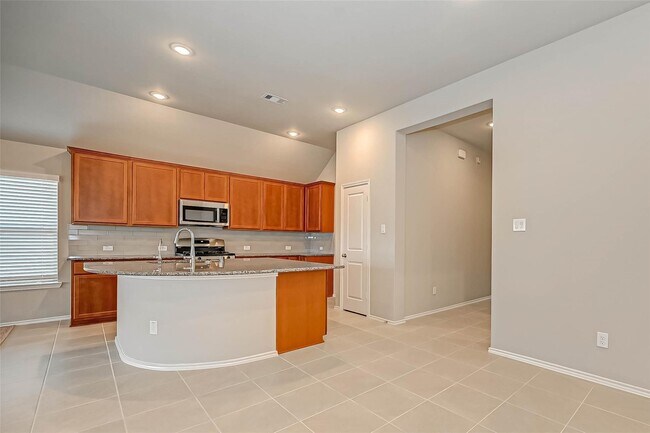 Building Photo - 1535 Munson Valley Rd