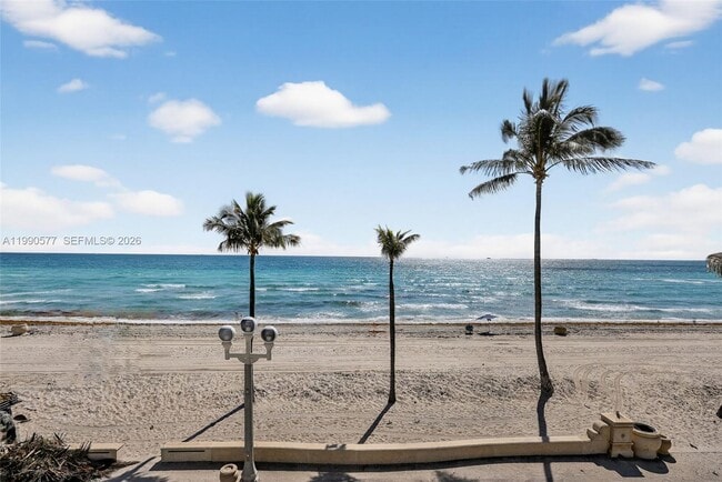 Building Photo - 3111 N Ocean Dr