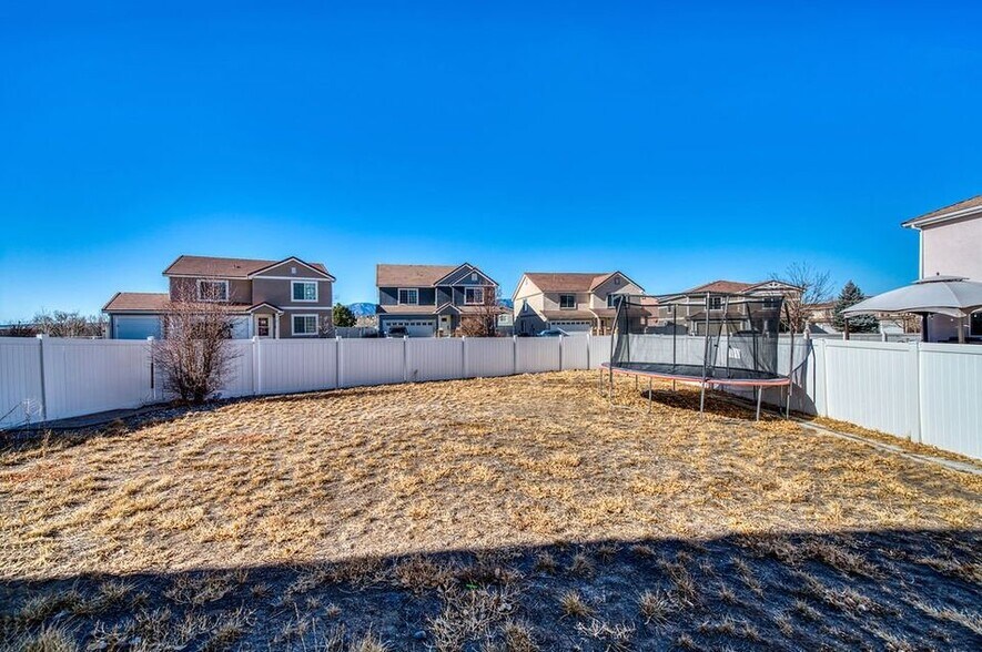 Building Photo - 7762 Lantern Ln