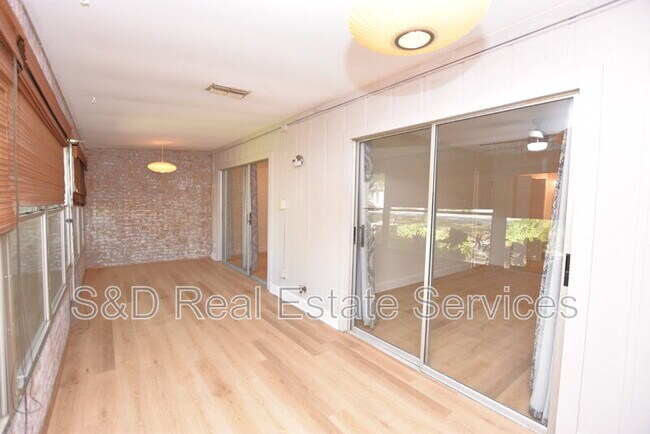 Building Photo - 2025 Sylvester Rd