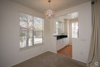 Building Photo - Upstairs Beautiful Condo in Carmel Valley!