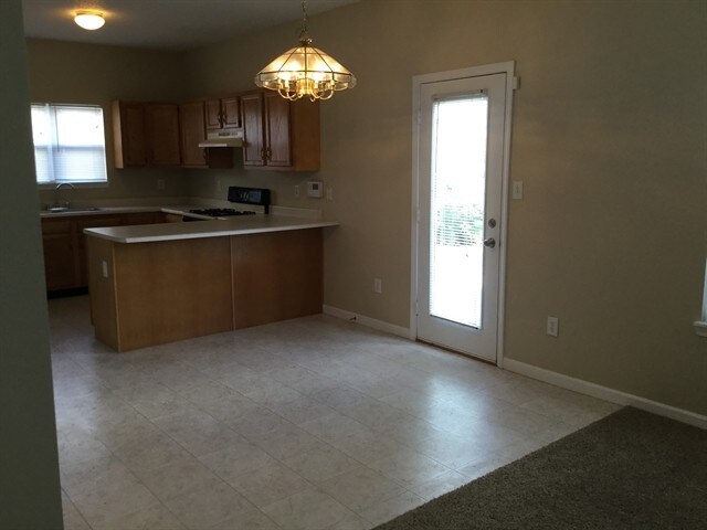 Building Photo - 12187 Running Springs Rd