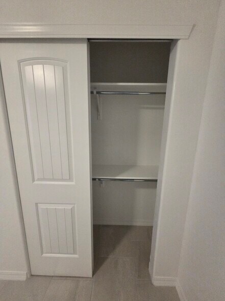 Closet Room #2 - 13101 Lopez Rd