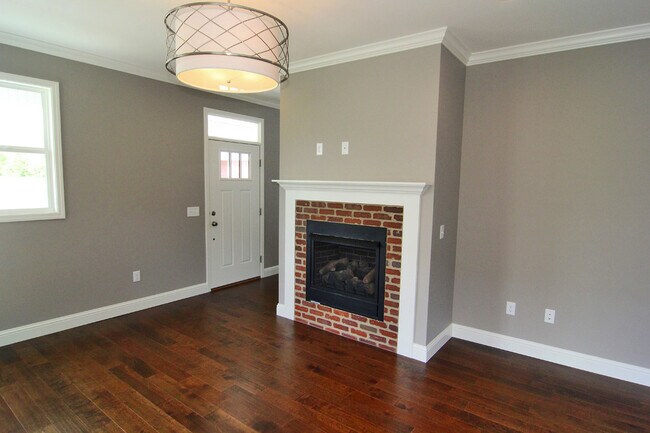 Building Photo - Beautiful Home in Walden Park