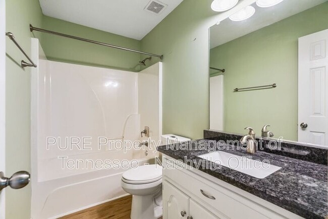 Building Photo - 1630 Lillian Cir