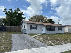 Building Photo - 210 NW 18th St