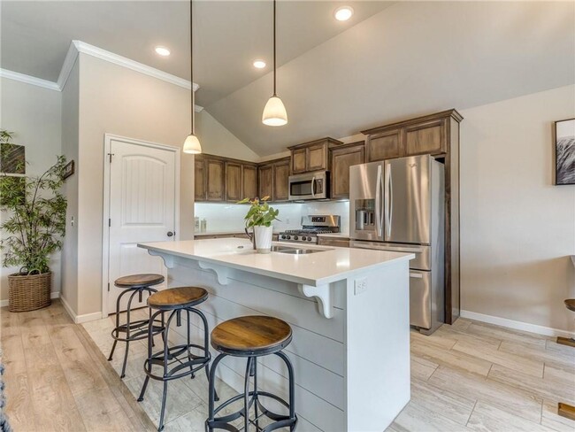 Building Photo - 3 br, 2 bath House - 9708 Ashford Dr