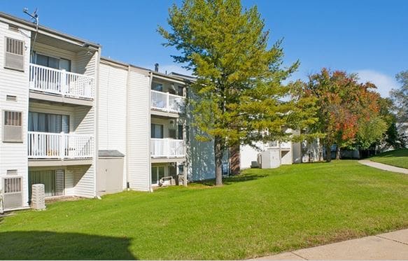 Garden Apartment Homes - Wellington Woods