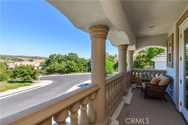 Building Photo - 21 Bent Oak