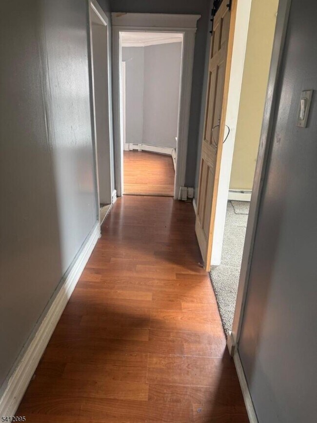 Building Photo - 212 N 7th St