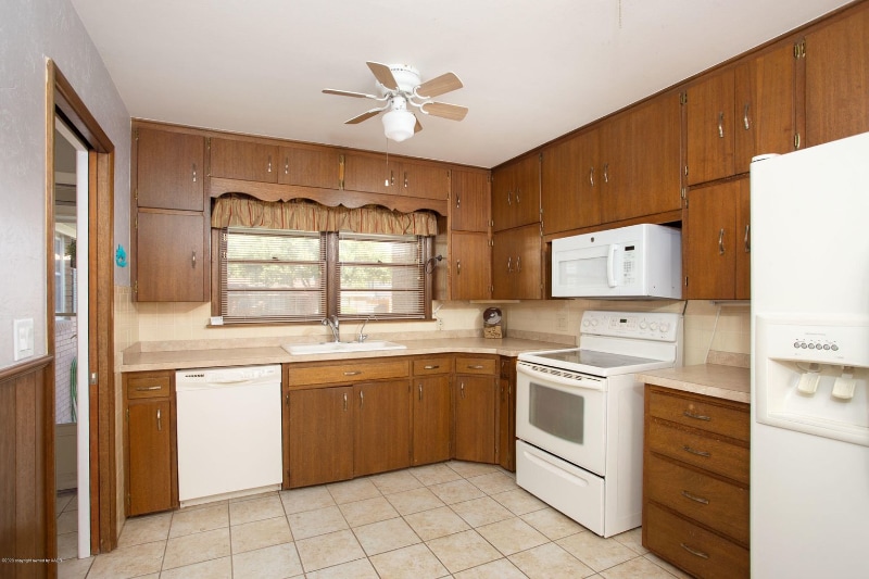 Building Photo - 2905 Dover Rd