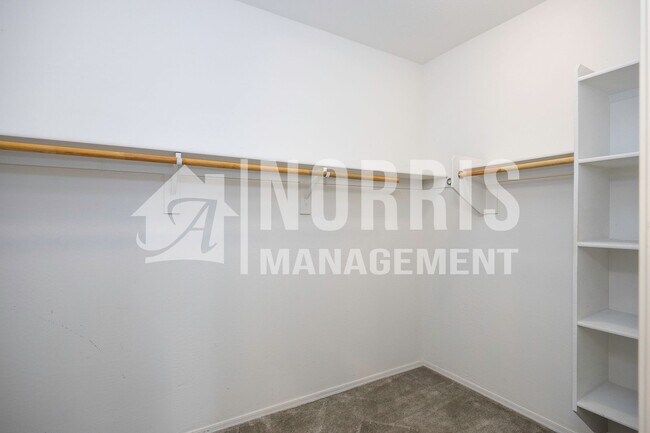 Building Photo - Beautiful Almost Brand New Home in Villago!