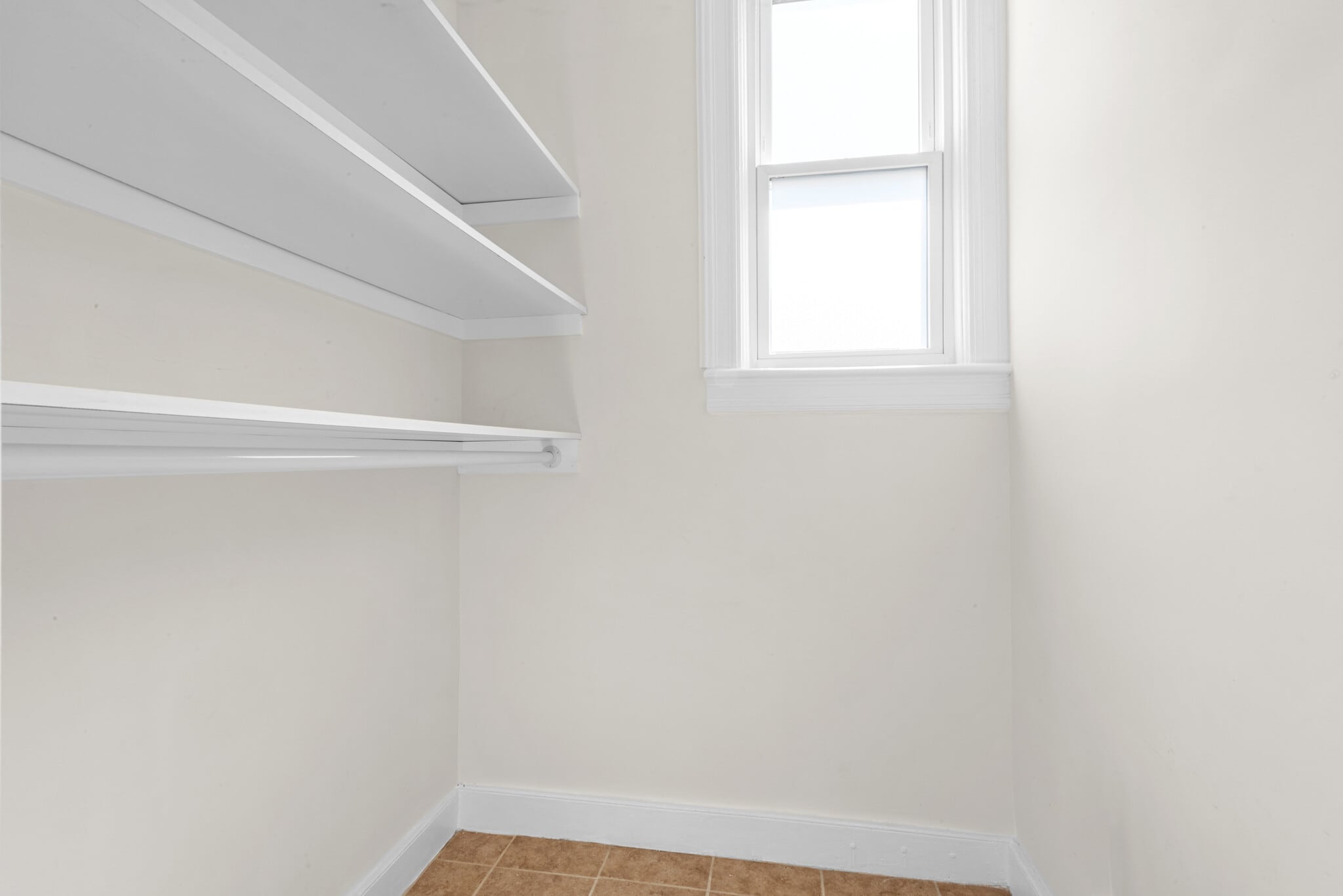 Building Photo - 711 6th St