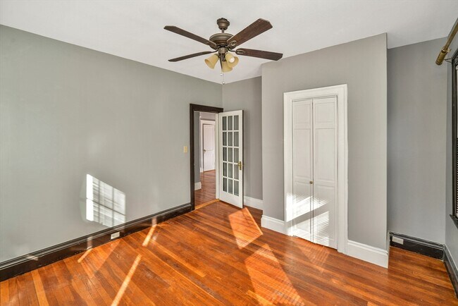 Building Photo - 146 Homestead St