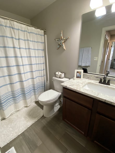 Building Photo - 1232 SE Birch Ln