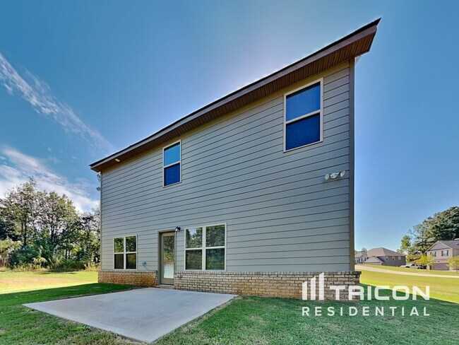 Building Photo - 142 Massey Ln