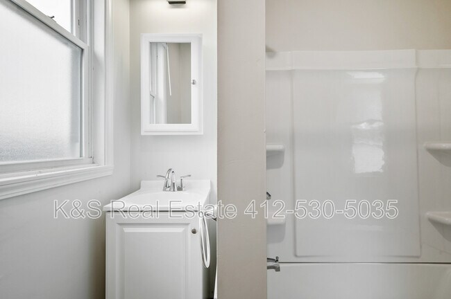 Building Photo - 134 Wynoka St